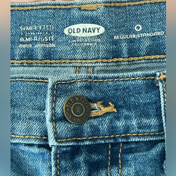 Old Navy Medium Wash Denim Cuffed Shorts Women’s Size 0 - Picture 4 of 4